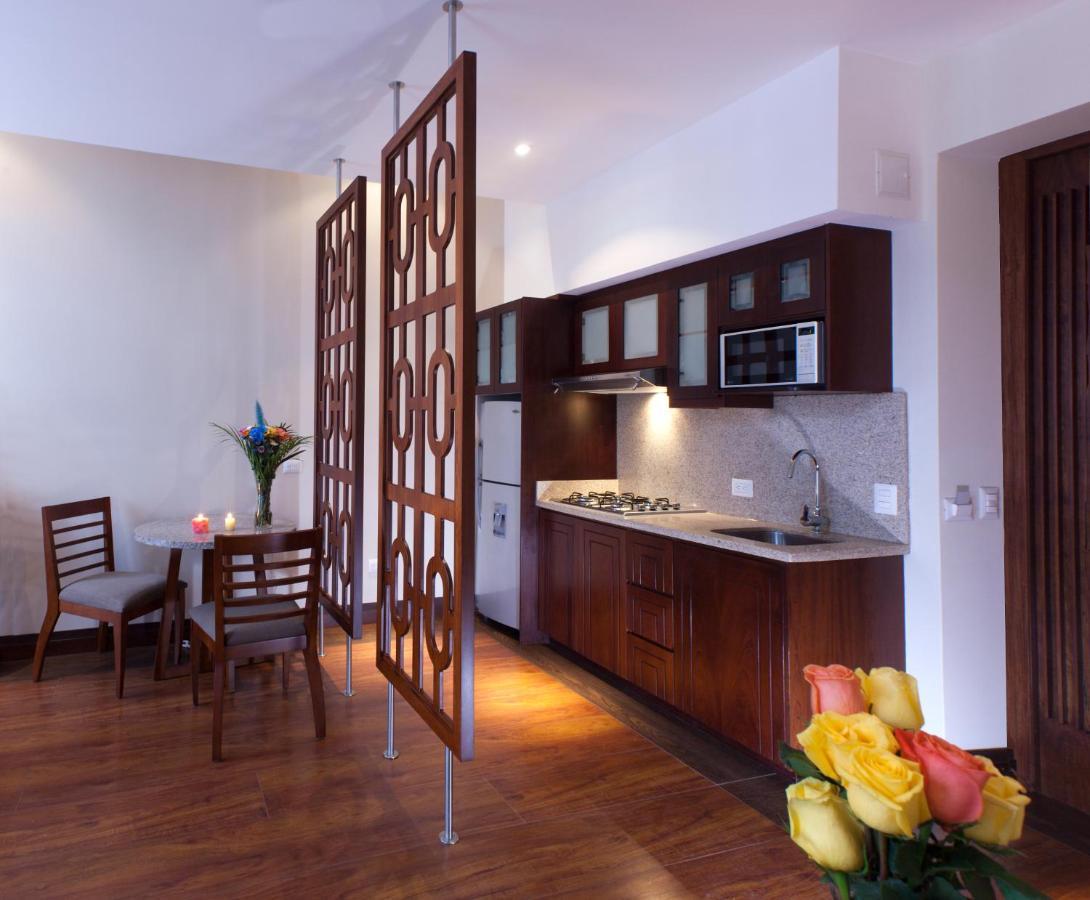 Parc Royale Suites Hotel Cuenca Buitenkant foto