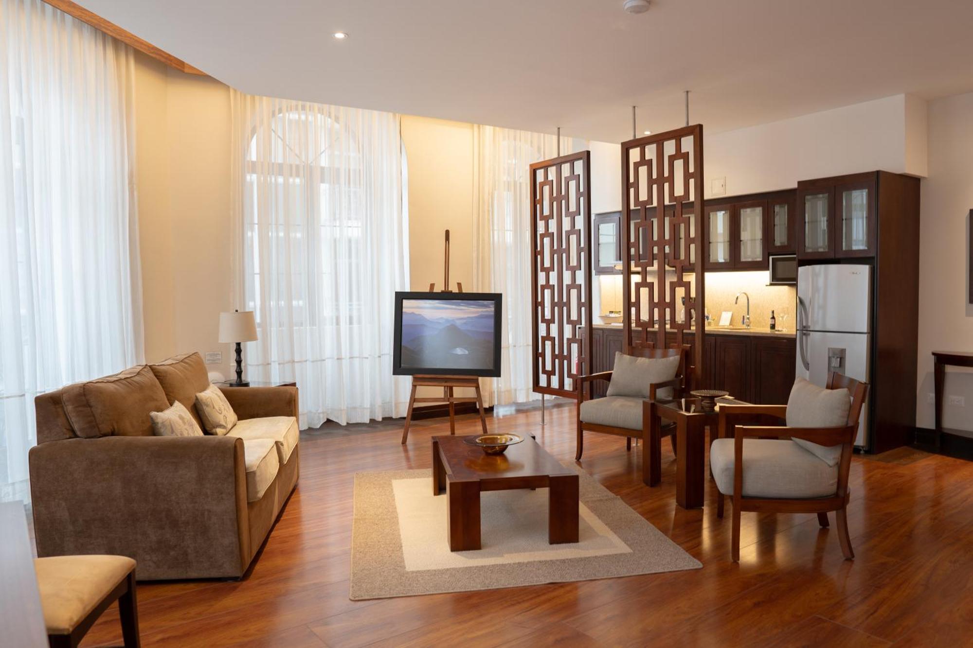 Parc Royale Suites Hotel Cuenca Buitenkant foto